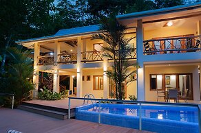 Monos Locos - Portasol Vacation Rental