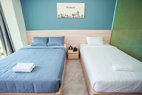 Moonlight Bay Hotel