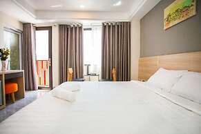 Moonlight Bay Hotel