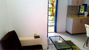 Jungle Apart Hotel