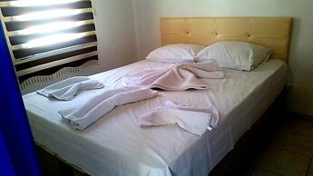 Jungle Apart Hotel