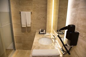 TN & CO Hotel