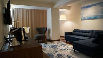 TN & CO Hotel