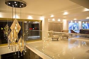 TN & CO Hotel