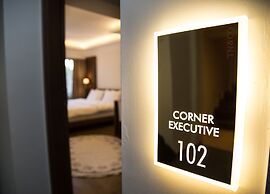 TN & CO Hotel