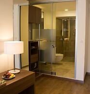 TN & CO Hotel