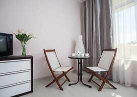 Priboy Beach Hotel