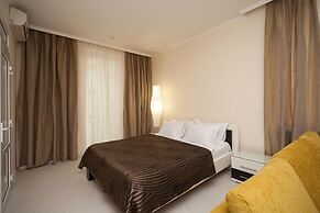 Priboy Beach Hotel