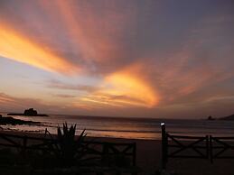 Marsella Beachfront B&B