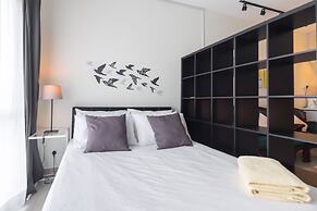 Omputeh Suite at Galleria