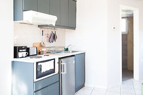 Yasmine Apartments