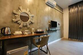 Manonnee Hotel
