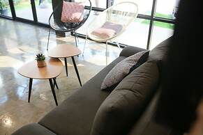 Manonnee Hotel