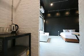 Manonnee Hotel