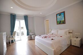 Hotel Du Lys Dalat