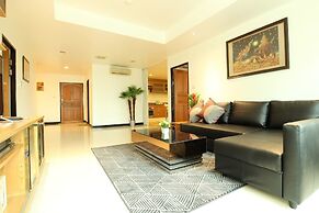 Serena Sathorn Suites