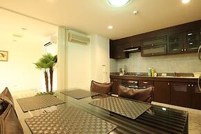 Serena Sathorn Suites