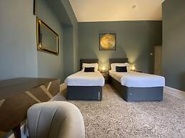 Picton House Hotel