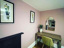 Picton House Hotel