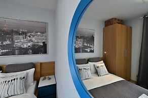 ROOMS on Poltavsky