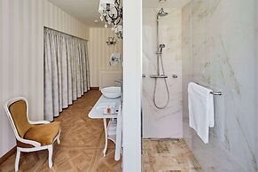 Mystery Hotel Budapest, Preferred Hotels & Resorts