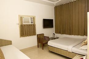 Hotel White House