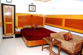 Hotel White House