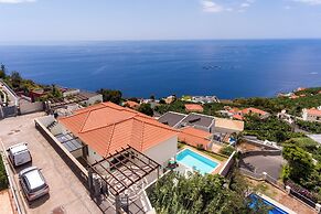 Casa Amaro Mar by Our Madeira