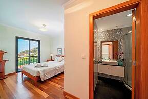 Casa Amaro Mar by Our Madeira