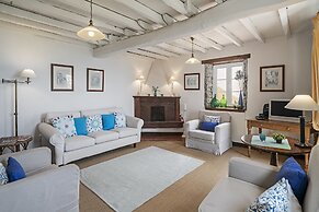 Casa Belflores by Our Madeira