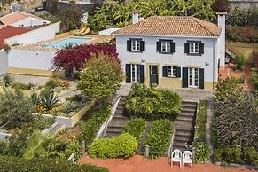 Casa Belflores by Our Madeira