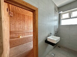 Infinity 28 Hotel & Residence