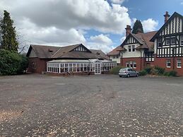 Oyo Dunmar House Hotel