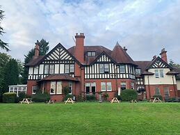 Oyo Dunmar House Hotel