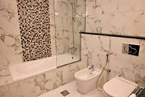 CRYSTAL PLAZA AL MAJAZ HOTEL