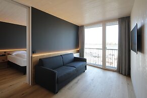 2nd Home Hotel