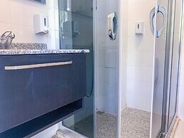 Kaizen Gate Hotel