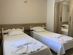 Kaizen Gate Hotel