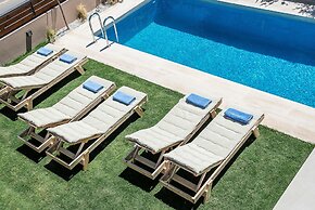 Fos Villa your place under the Cretan Sun with private heated pool