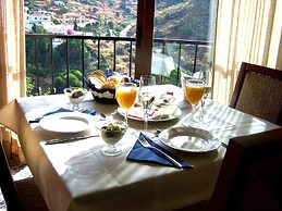 Hotel Al Andalus