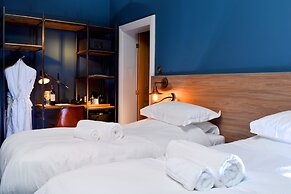 The Fleece Hotel