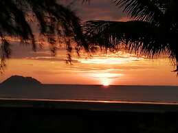 Sangthong Andaman Resort