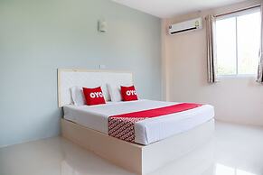 OYO 674 Greenery Home
