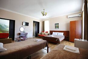 Green flower hotel