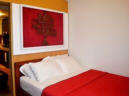 Charming Couples Condo
