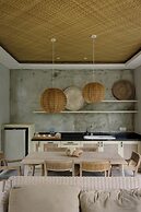 Daun Lebar Villas