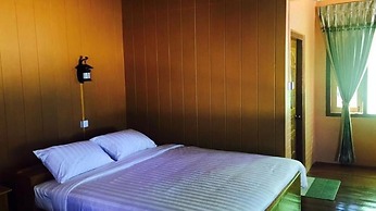 Golden Fish Motel