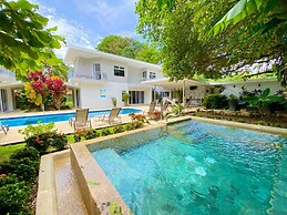 Uvita Paradise