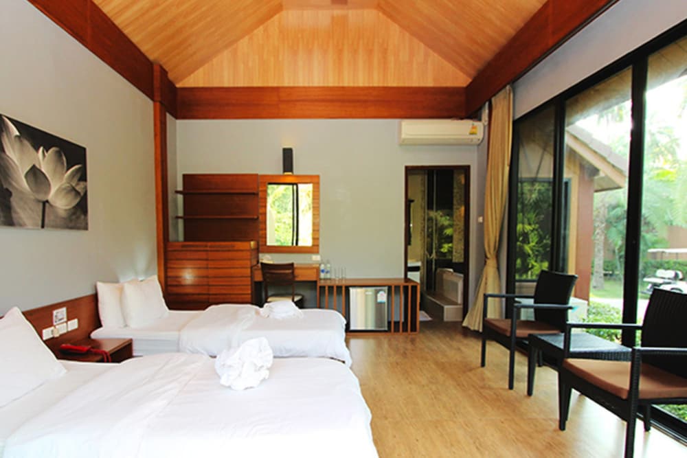The Grace Amphawa Resort