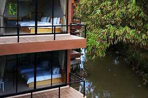 The Grace Amphawa Resort